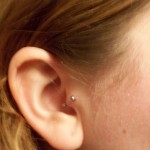 tragus_piercing7