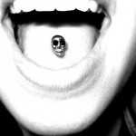 tongue-piercing-skull