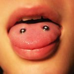flat-tongue-piercing