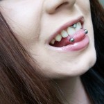 tongue_piercing_horizontal